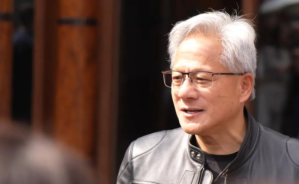 黃仁勛媒體會實錄：華為很強、DeepSeek是突破，中國AI讓英偉達不得不持續下注