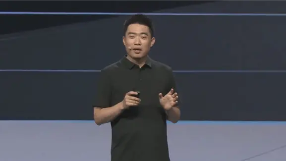 李想：去年MEGA遭遇汽車(chē)史上最大抹黑事件 但我們沒(méi)任何抱怨